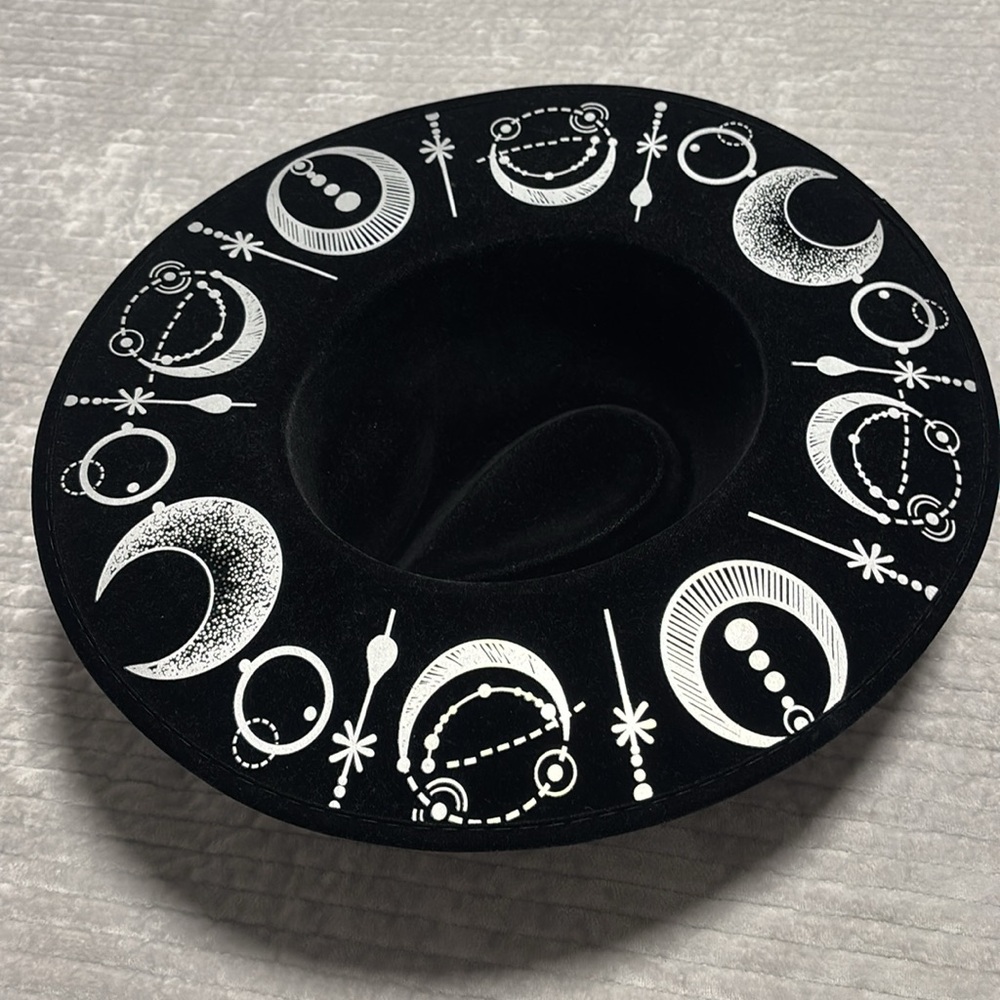 Classic Black Halloween Felt Hat